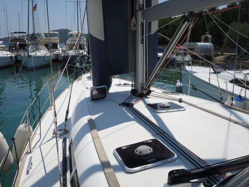 Sun Odyssey 49i