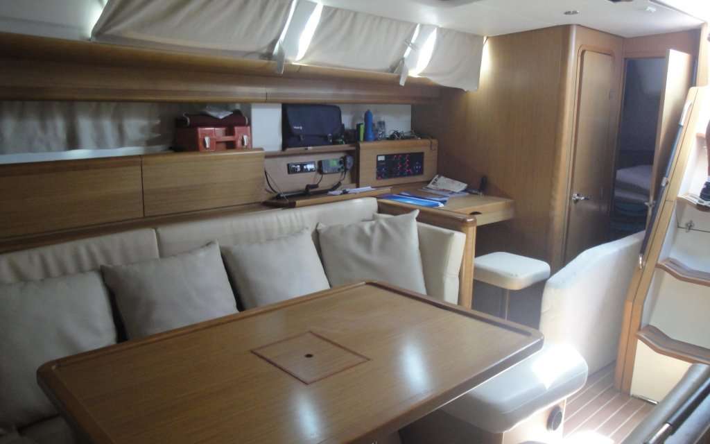 Sun Odyssey 49