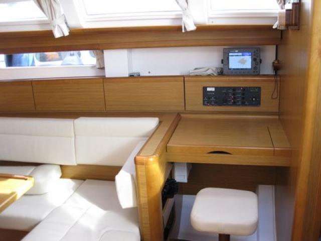 Sun Odyssey 49i