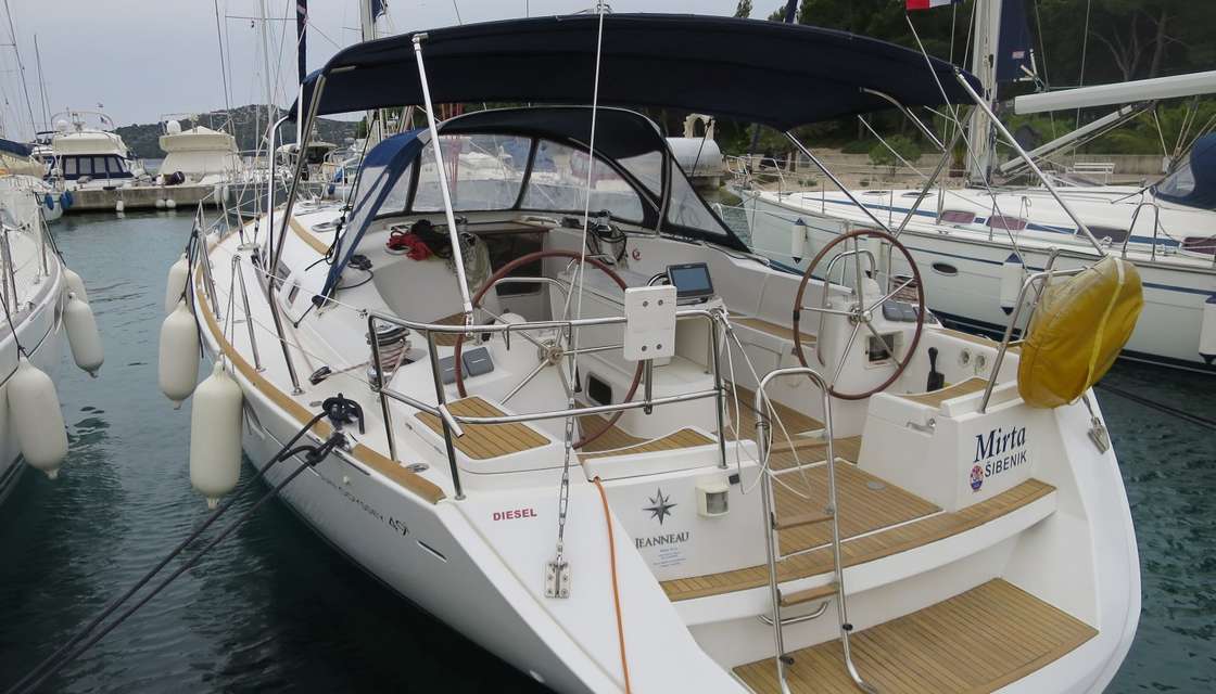 Sun Odyssey 49i