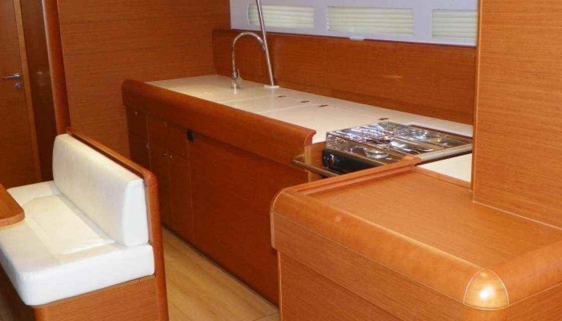 Sun Odyssey 51