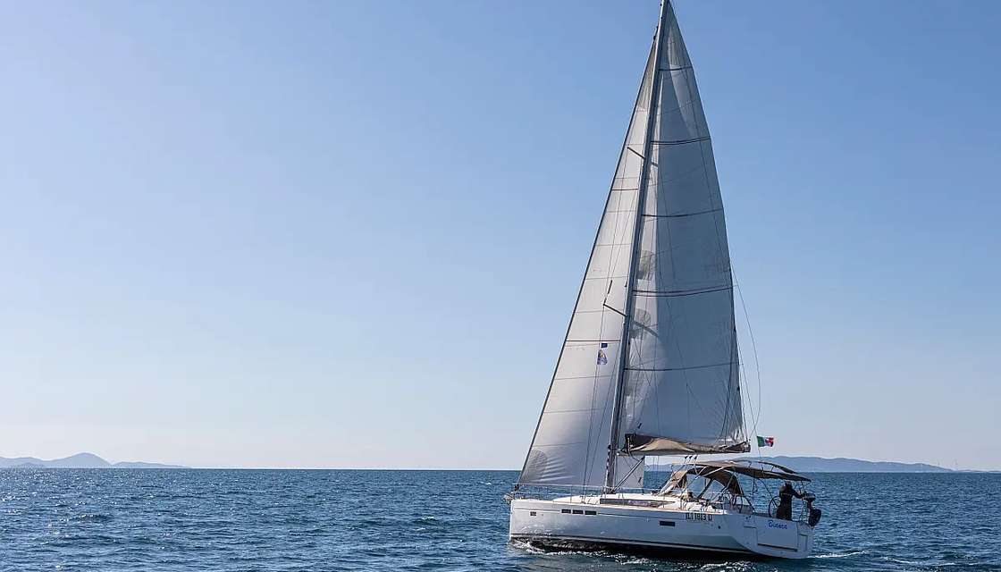 Sun Odyssey 519