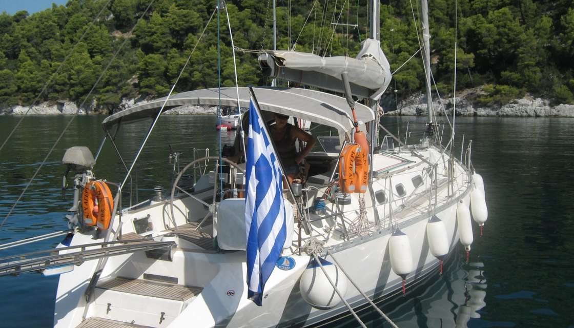 Triton 48
