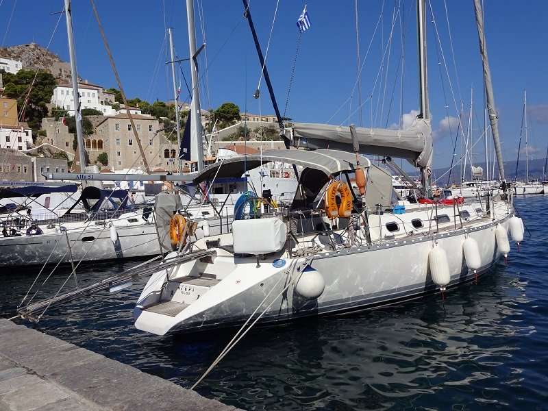 Triton 48