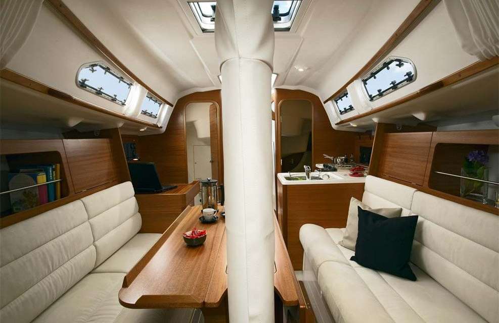 X Yacht 34