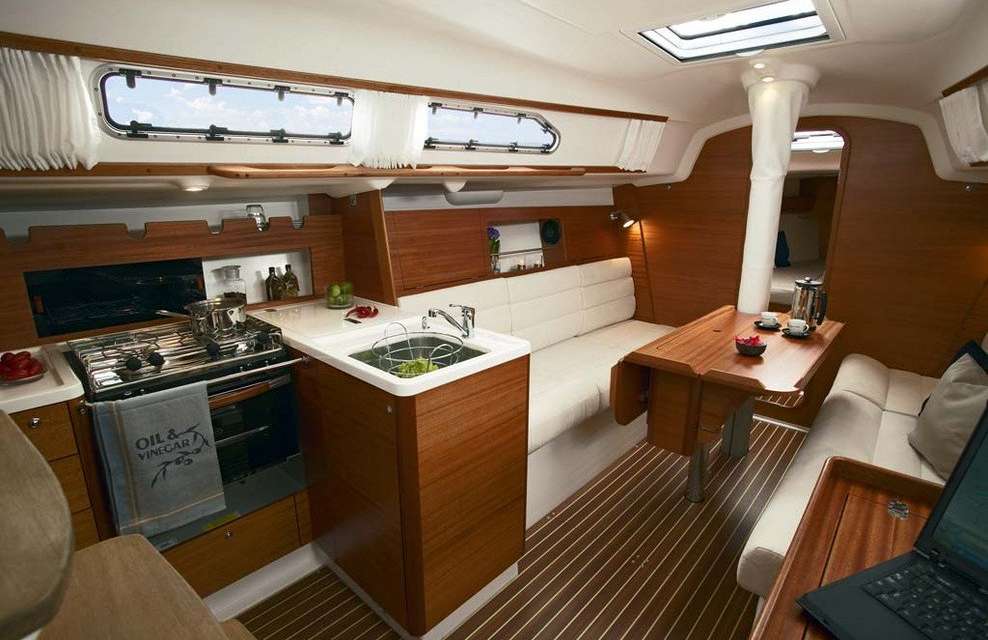 X Yacht 34