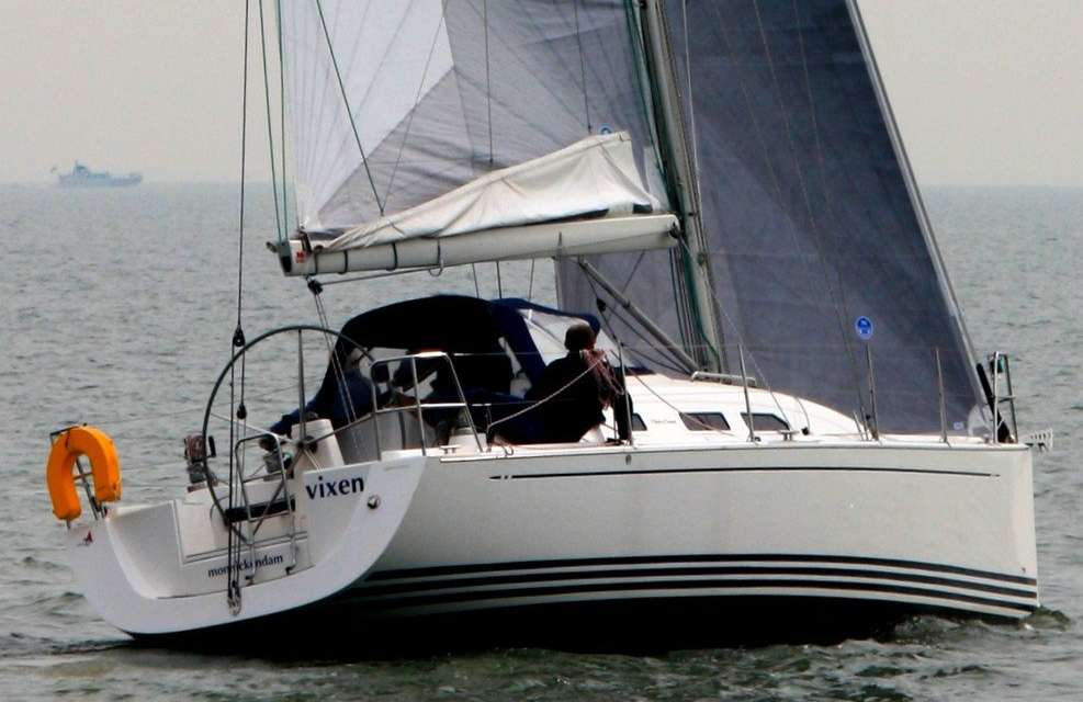 X Yacht 34