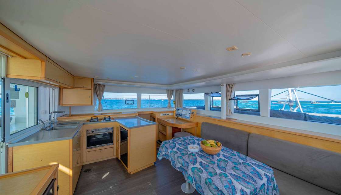 Lagoon 450
