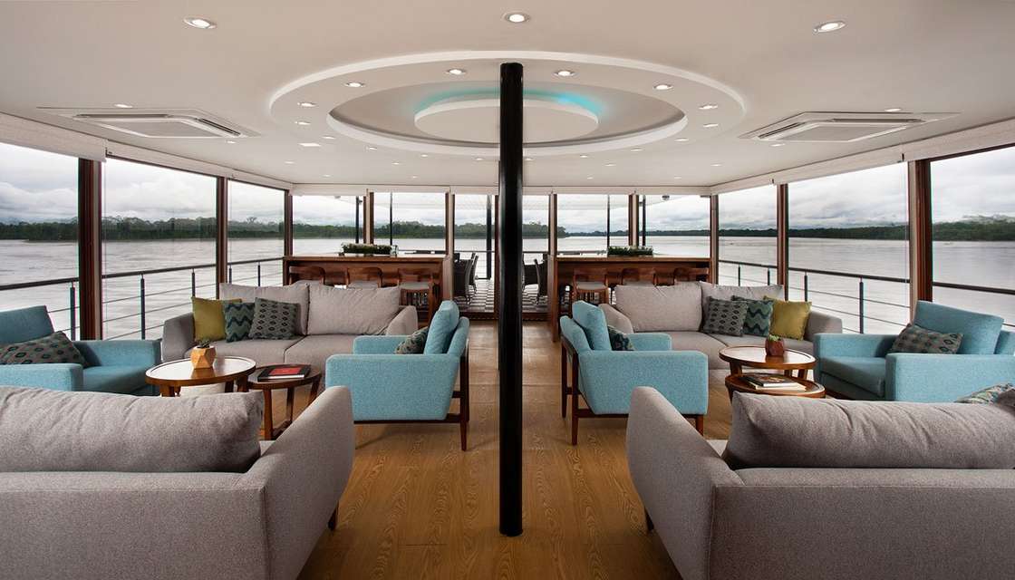 Le lounge-bar : un espace chaleureux et convivial