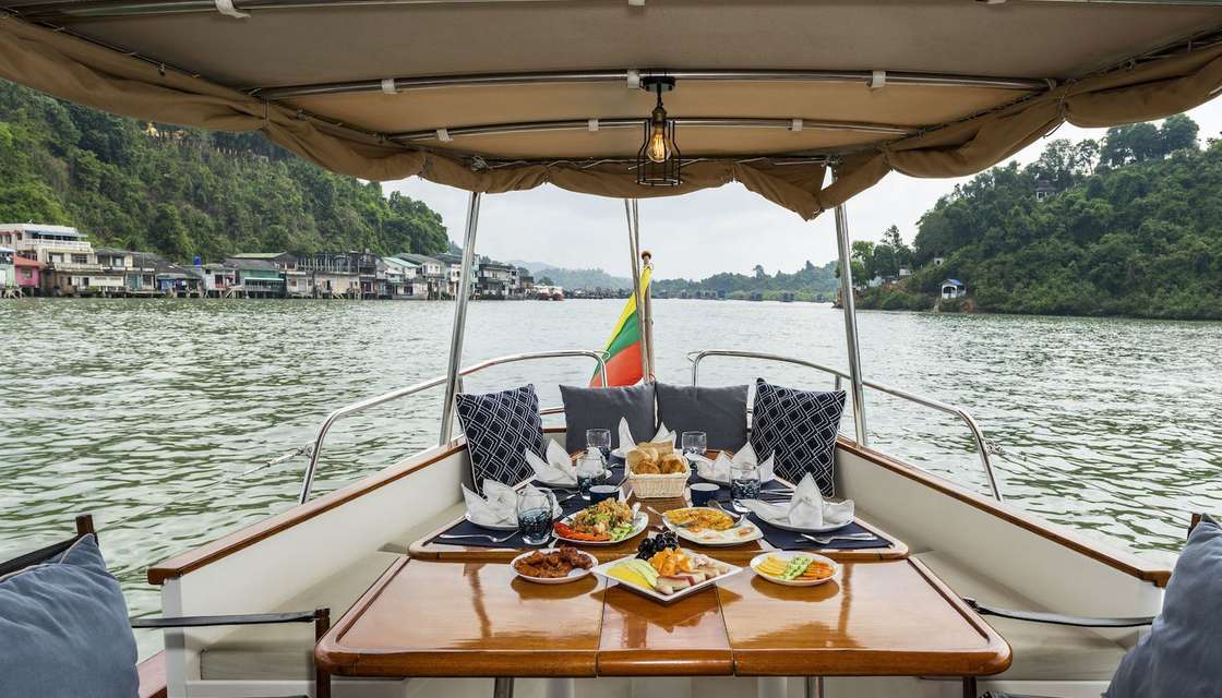Beginnen Sie den Tag mit einem k&ouml;stlichen Fr&uuml;hst&uuml;ck mit Meerblick.