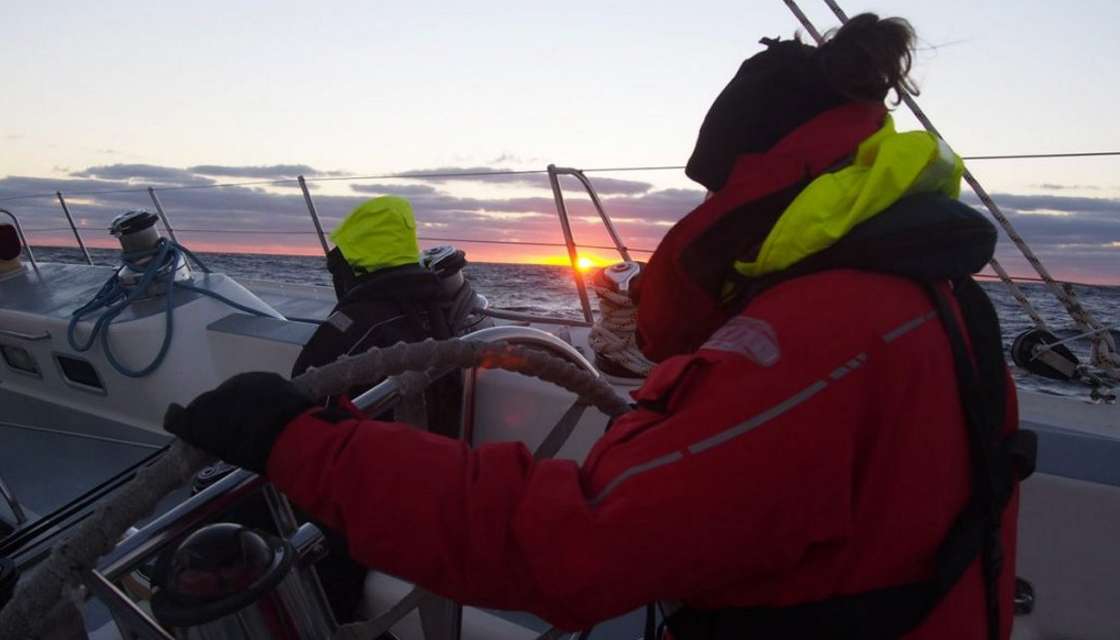 Prenez la barre et mettez-vous dans la peau des grands noms de la navigation au large !
