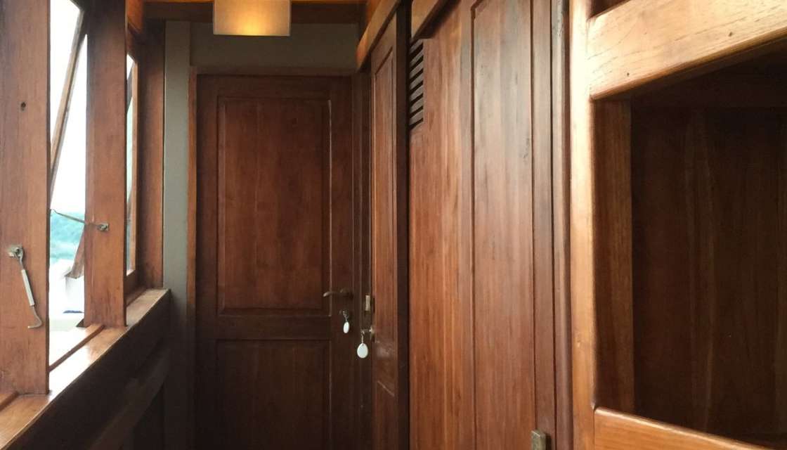Un int&eacute;rieur en teck