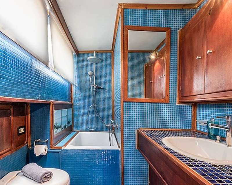 Une salle de bain &agrave; la mosa&iuml;que envoutante