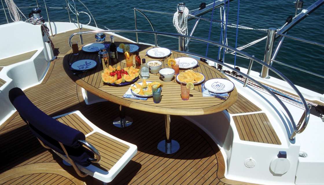 Disfruta del almuerzo al sol