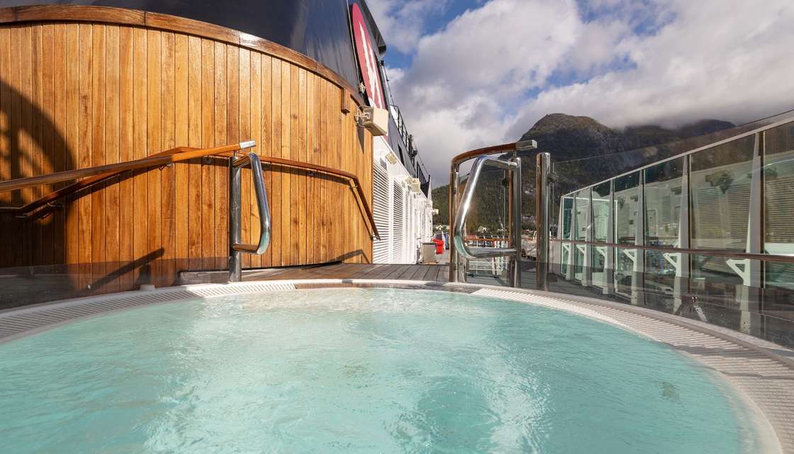 Profitez des paysages m&ecirc;me dans le spa