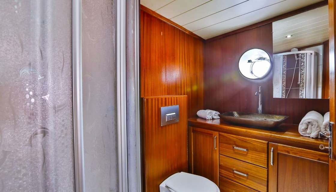 Une salle de bain spacieuse