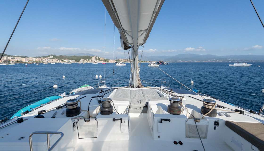 Lagoon 620