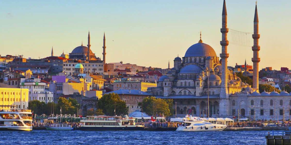 Cruise in Turkey on a sailboat or catamaran with skipper