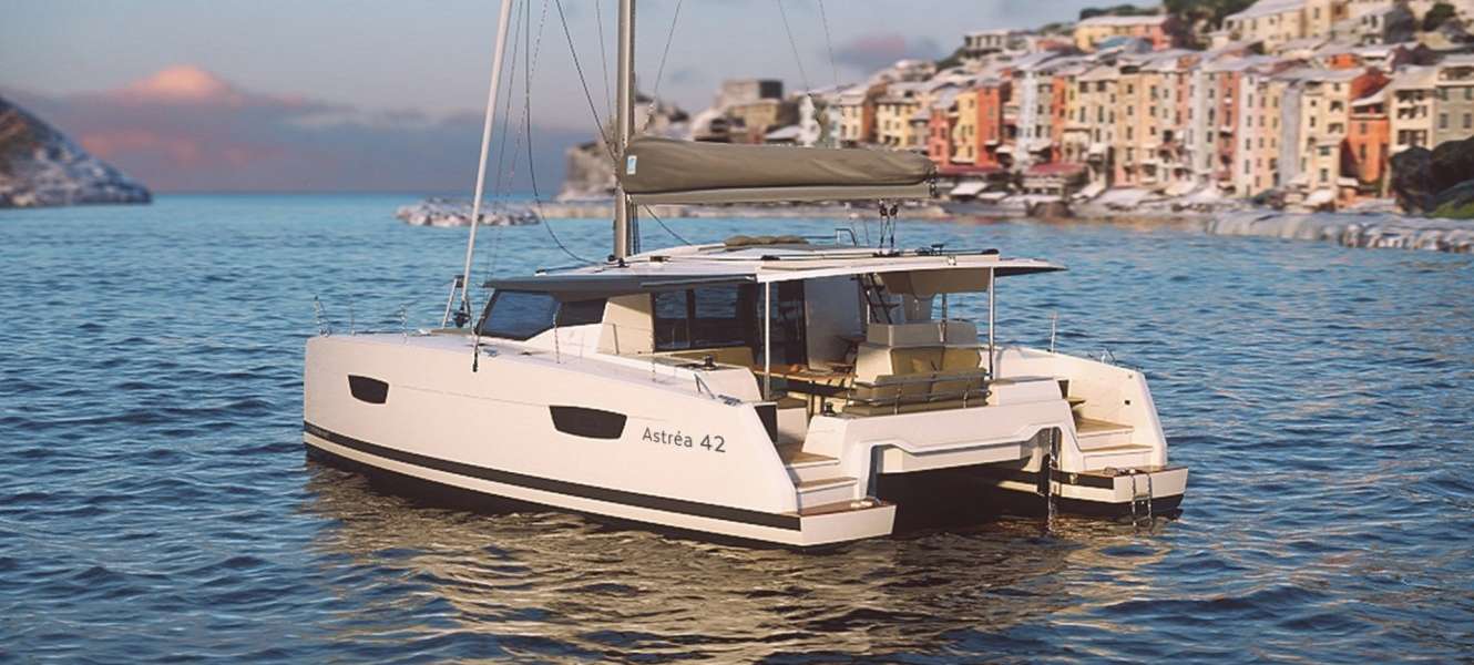 Catamaran Astrea 42