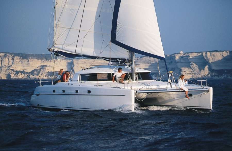 Katamaran Belize 43