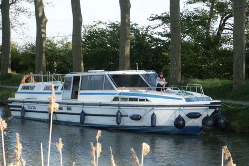 Hausboot Challenger 1380