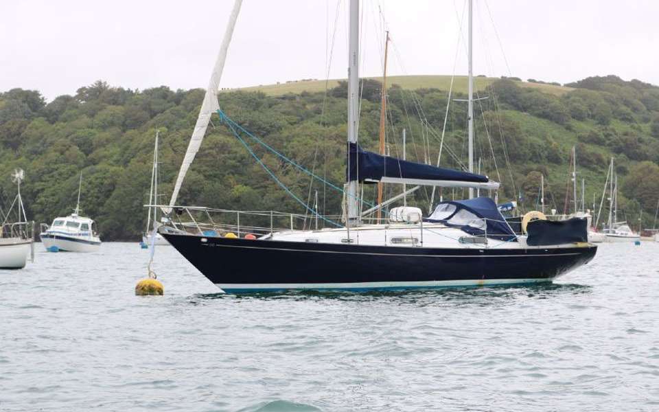 Velero Contessa 32