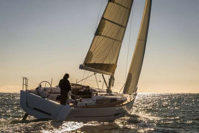 Sailboat Dufour 310 Grand Large