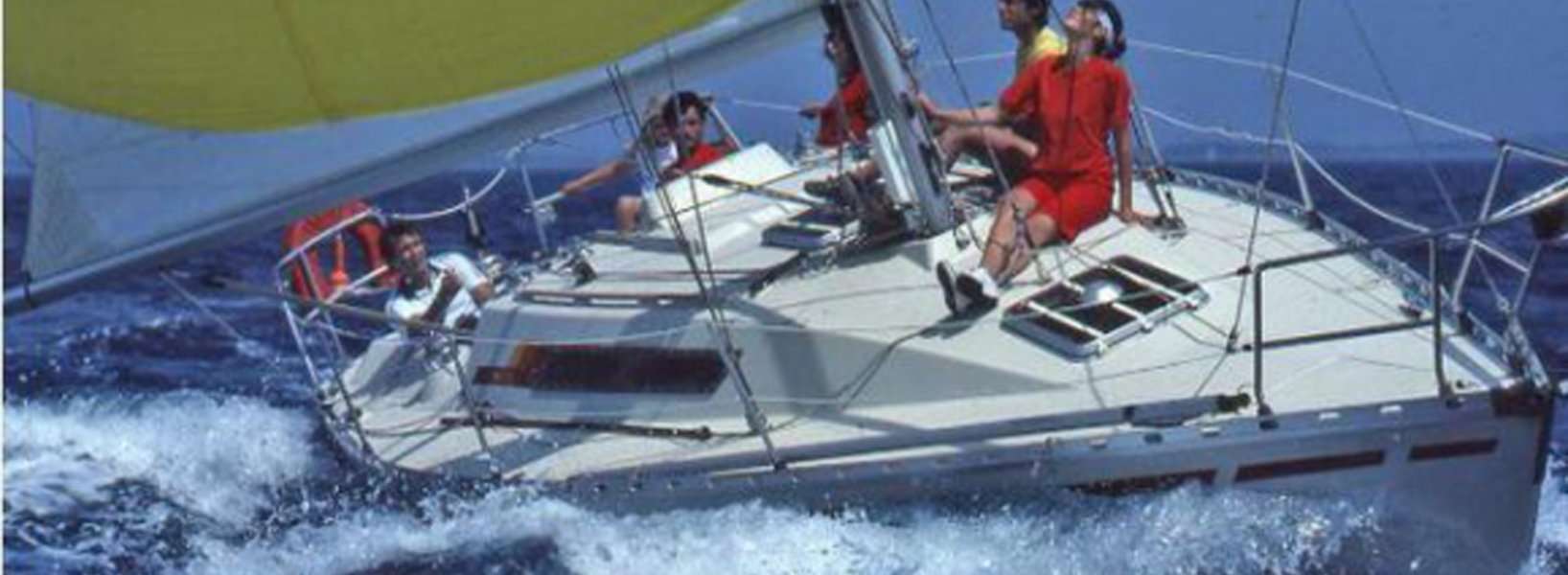 Sailboat First 32