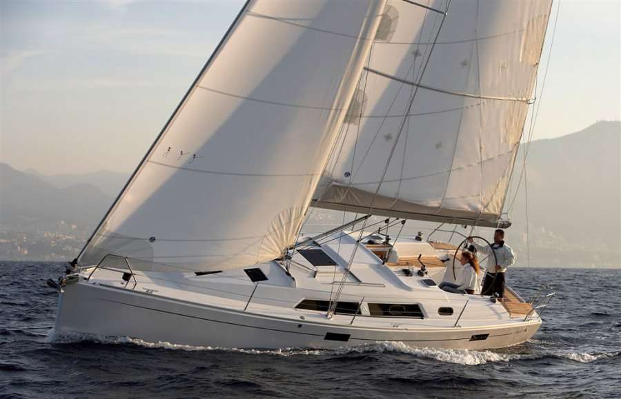 Sailboat Hanse 350