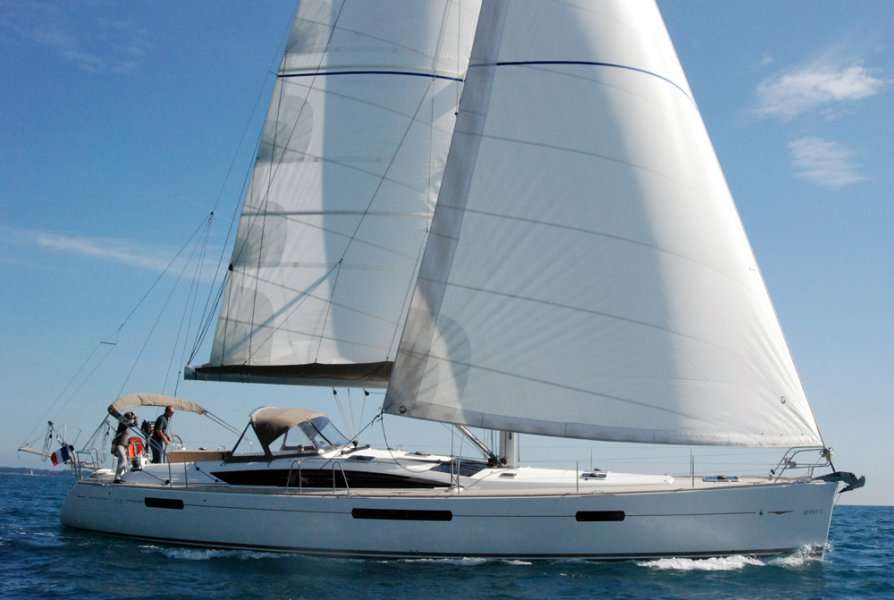 Barca a vela Jeanneau 53