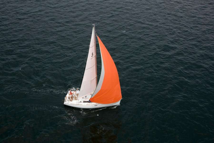 Sailboat Oceanis 34