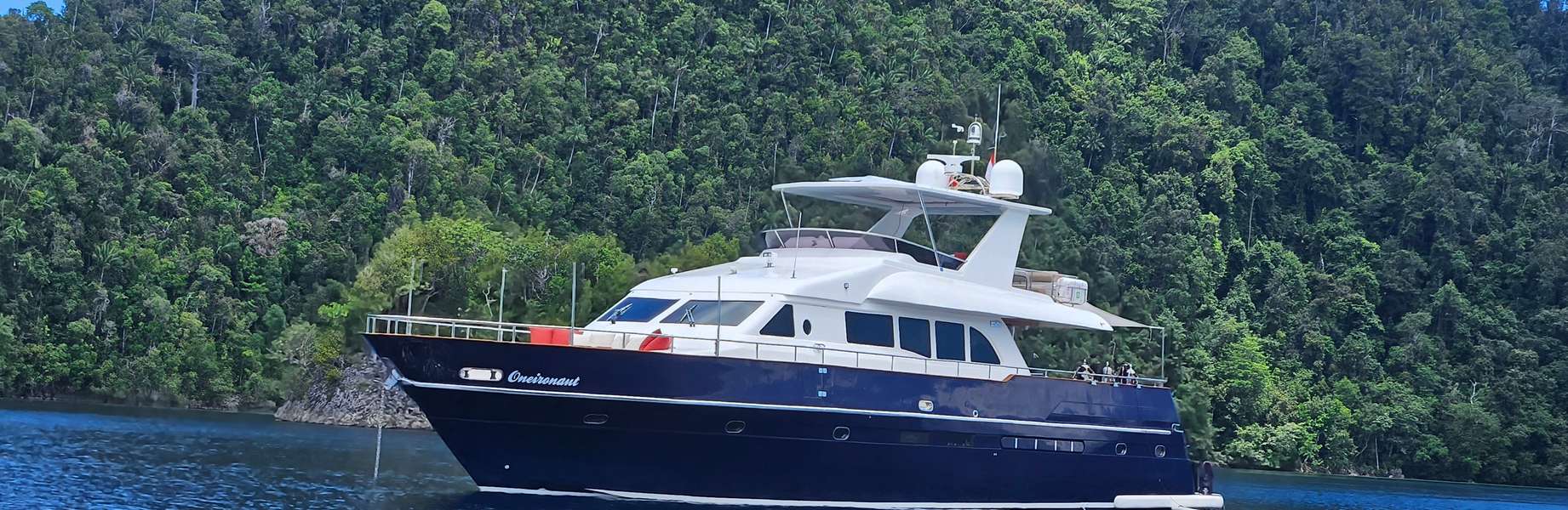 Barca a motore Philippines Explorer 2