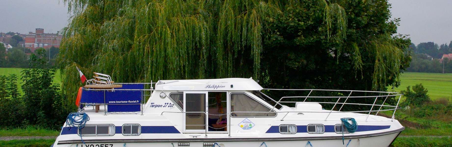 Теплоход Tarpon 37 DP