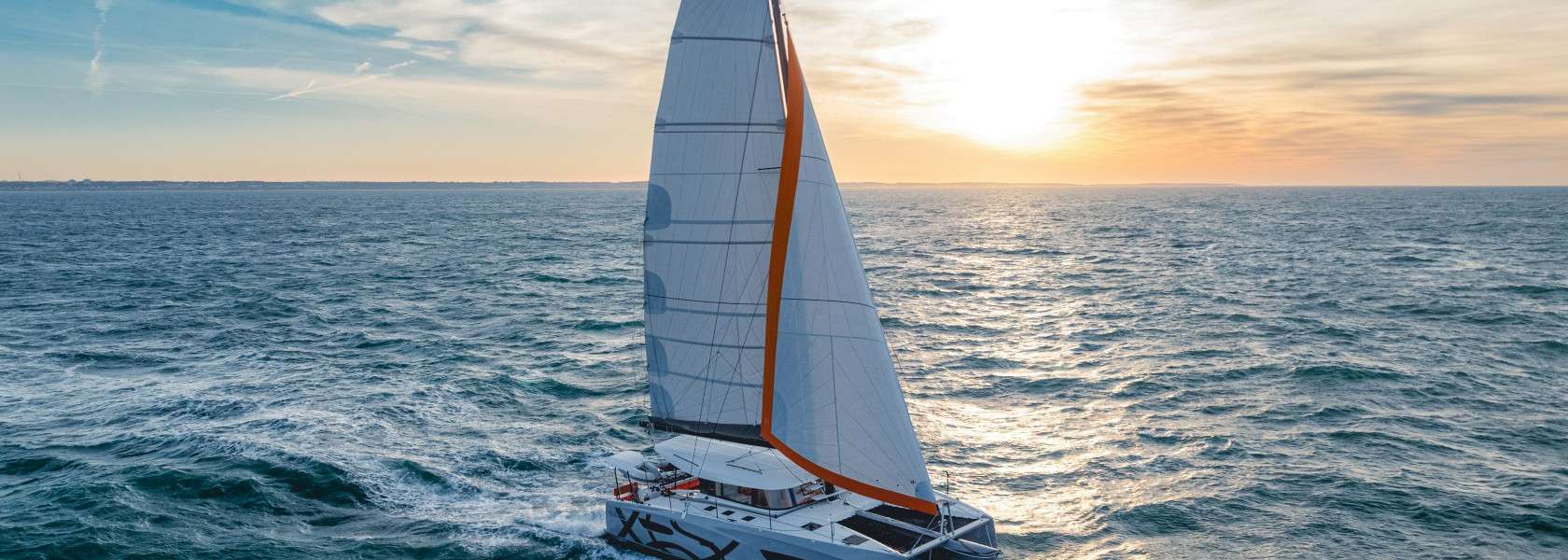 Catamaran Excess 13
