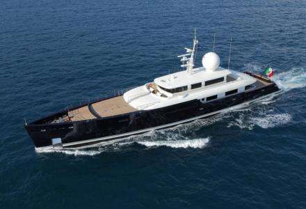 Yate de lujo Galileo