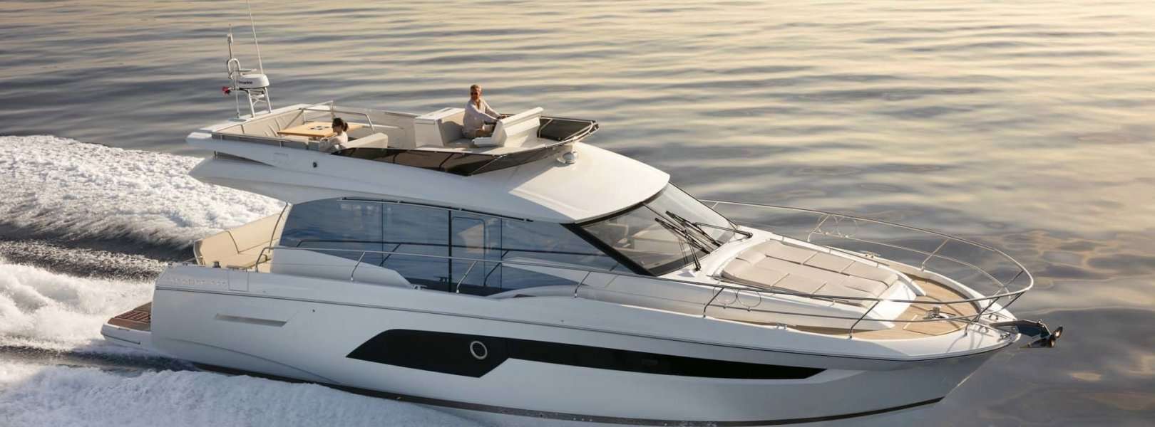 Barco a motor Prestige 520