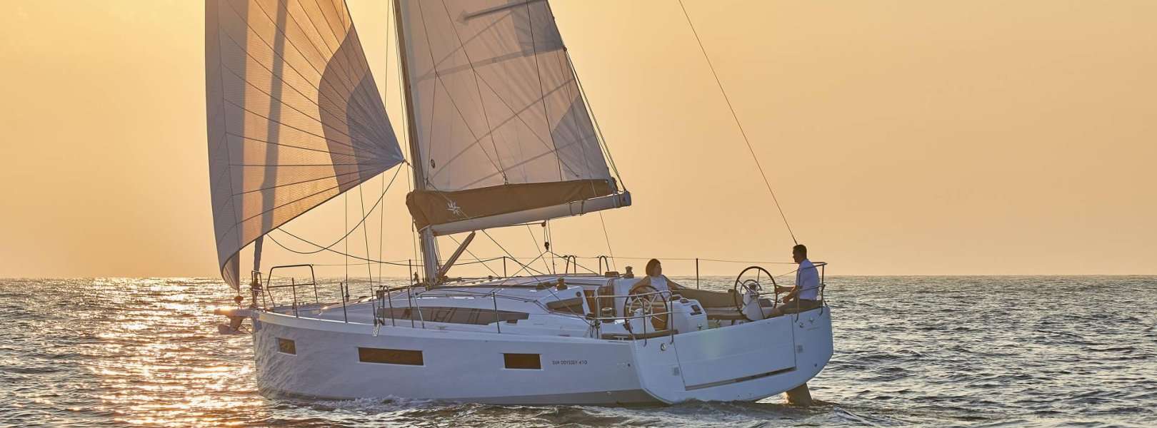 Sailboat Sun Odyssey 410