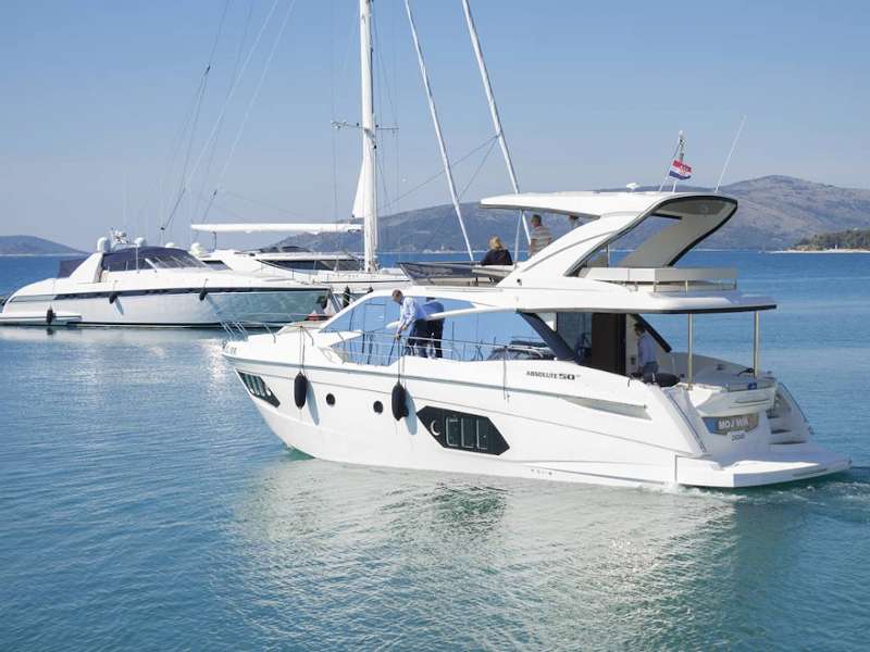 Luxusyacht Absolute 50 Fly