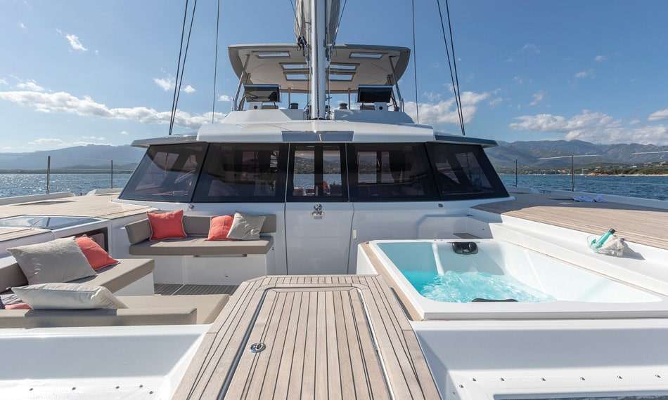 Catamaran Alegria 67