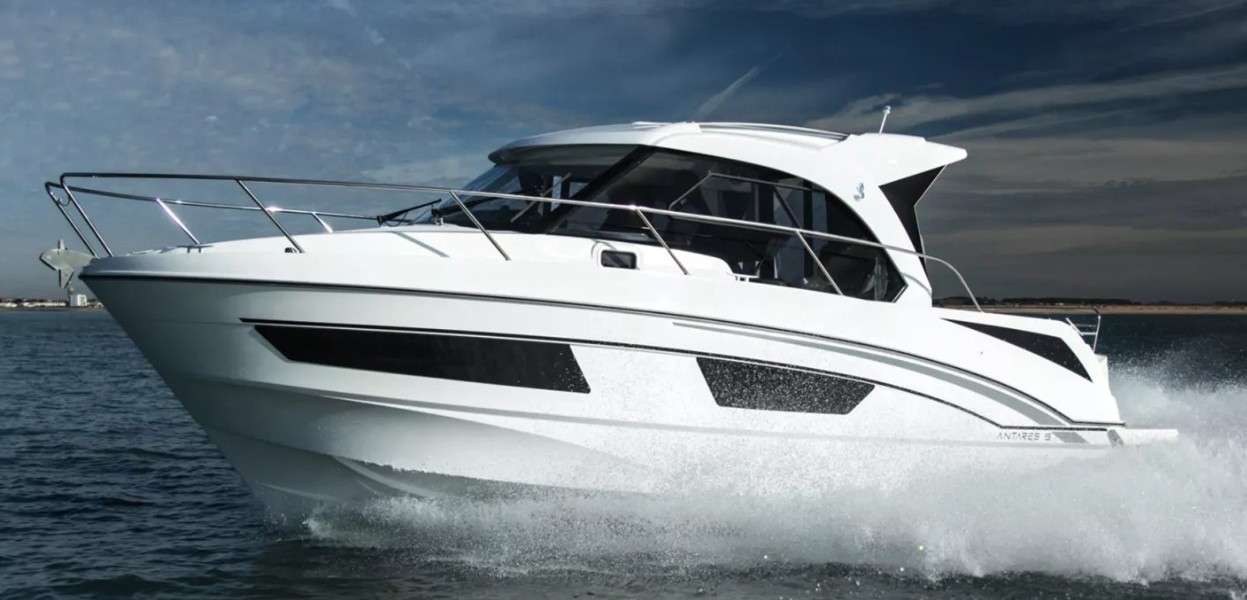 Łódź Motorowa Antares 9 OB