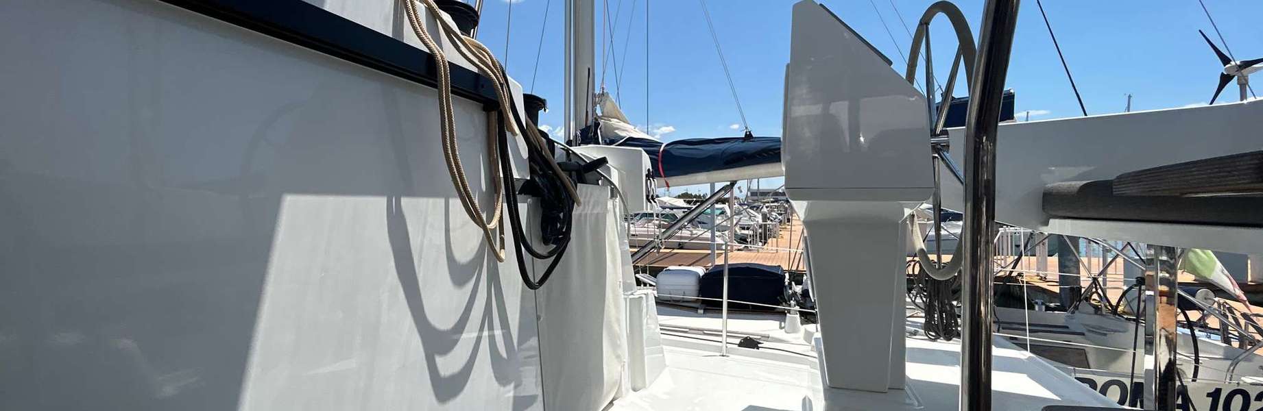 Катамаран Astrea 42