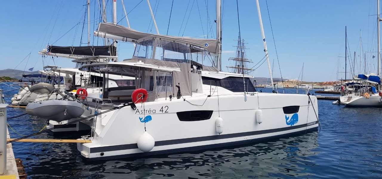 Catamaran Astrea 42