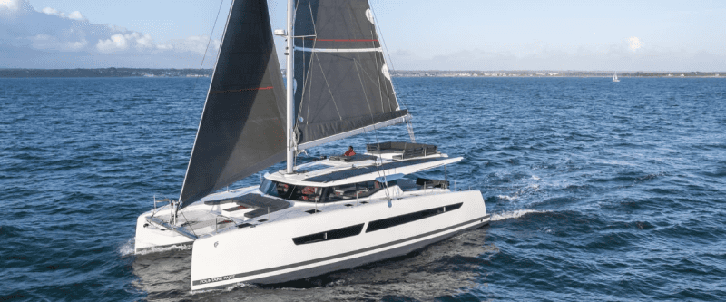 Catamarano Aura 51