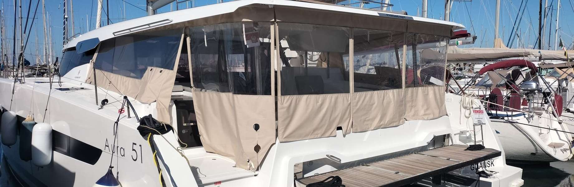 Catamaran Aura 51