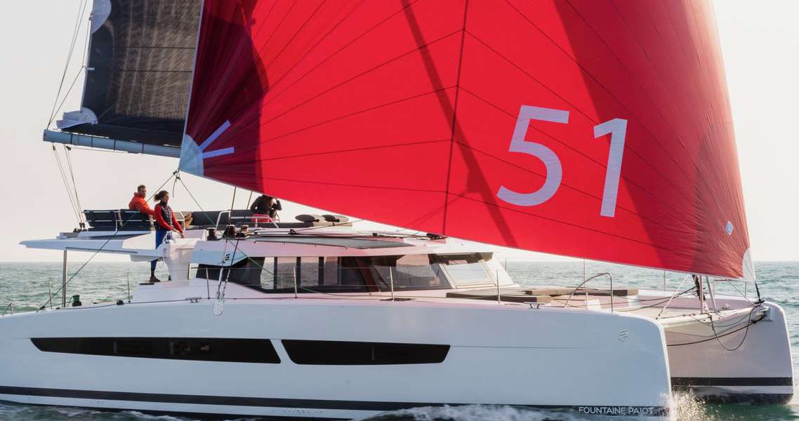 Катамаран Aura 51