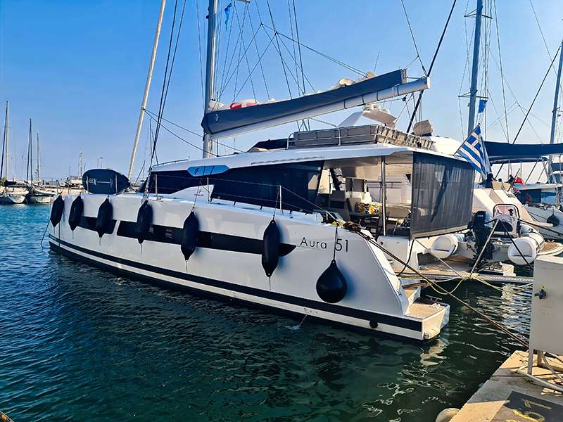 Catamaran Aura 51