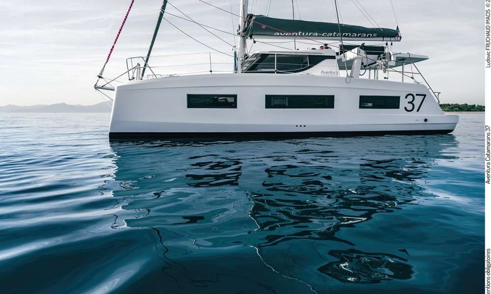 Catamaran Aventura 37