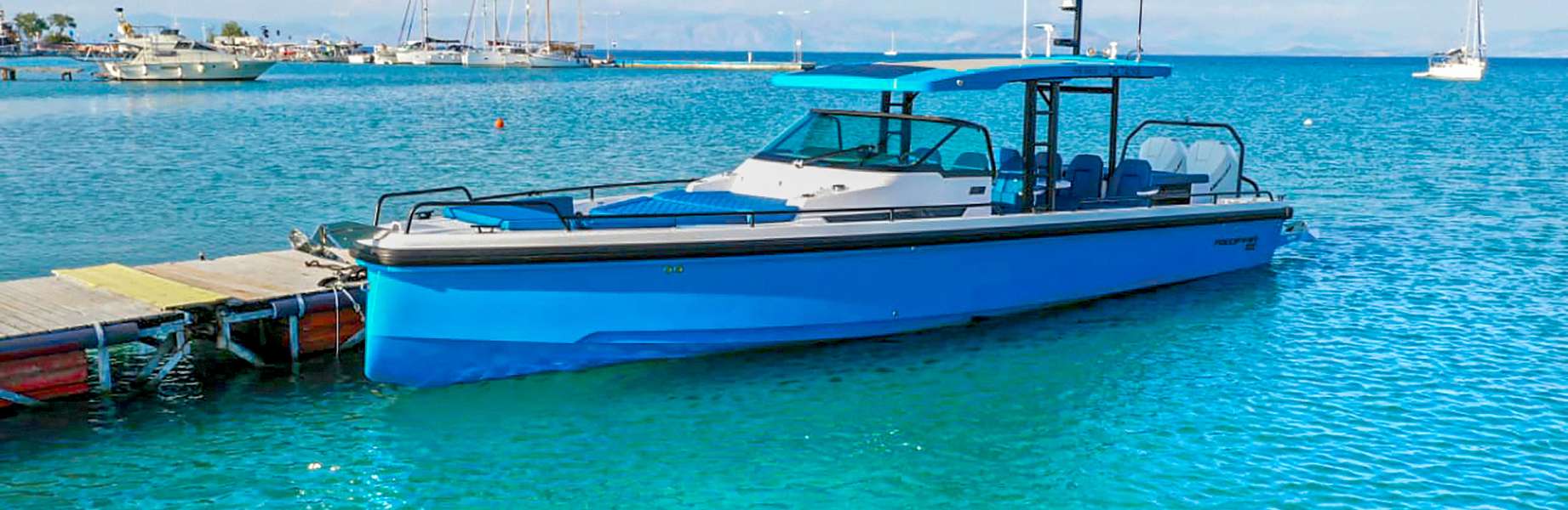 Barca a motore Axopar 37 Sun Top