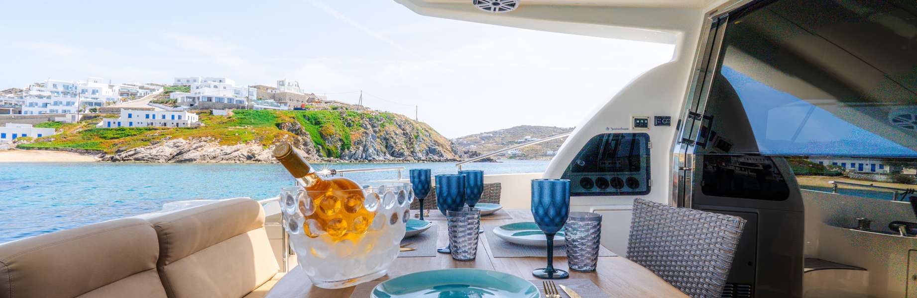 Motor boat Azimut 43 S