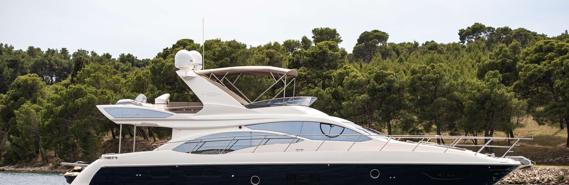 Motorboot Azimut 58